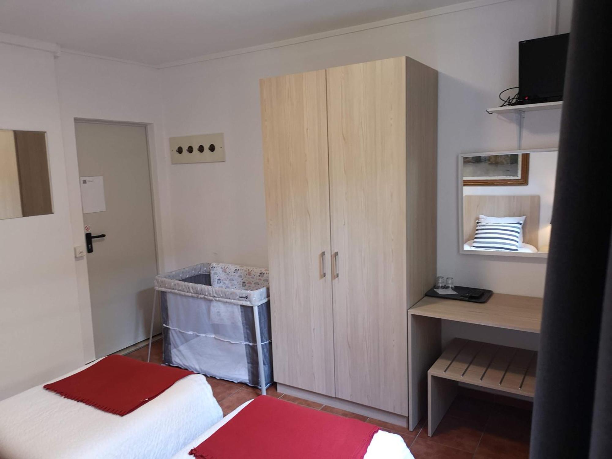 Hotel Elvezia - Self Check-In Lavorgo Exterior photo